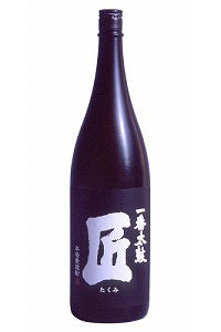 【西吉田酒造】　一番太鼓　匠　黒ラベル　麦　25度　1.8L【麦焼酎】